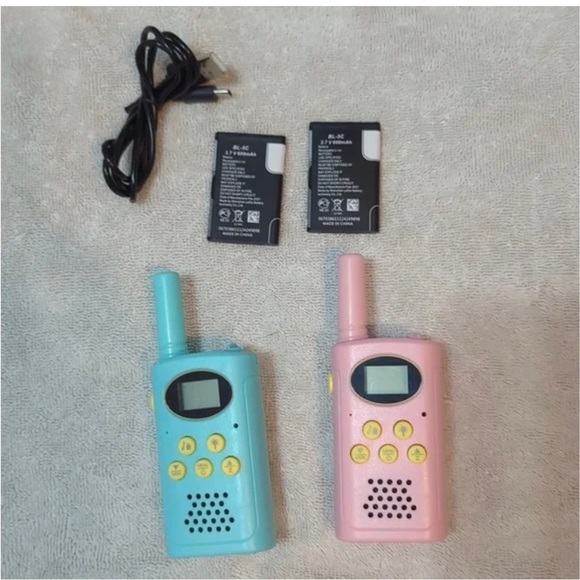 NIB- Tuchume kids walkie talkies - Picture 3 of 3